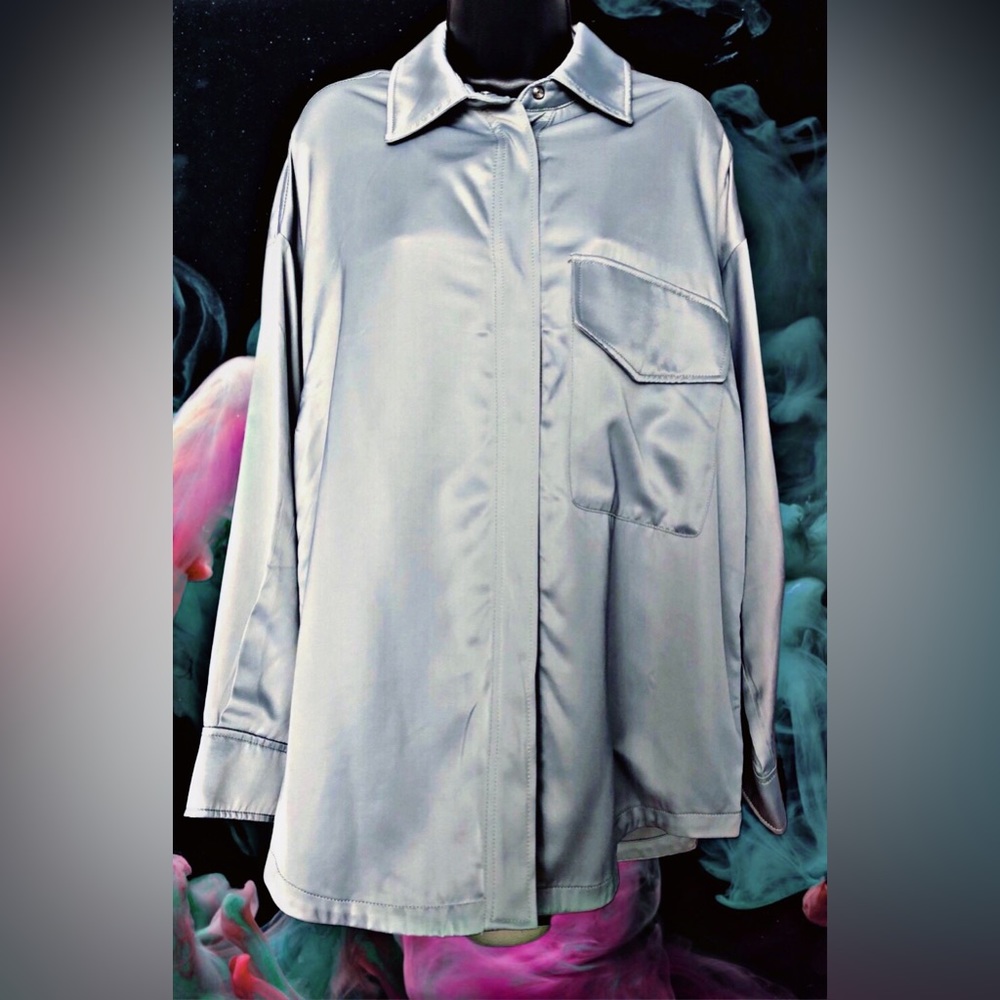 Soft and silky, light Green Zara size M shirt/jacket NWOT